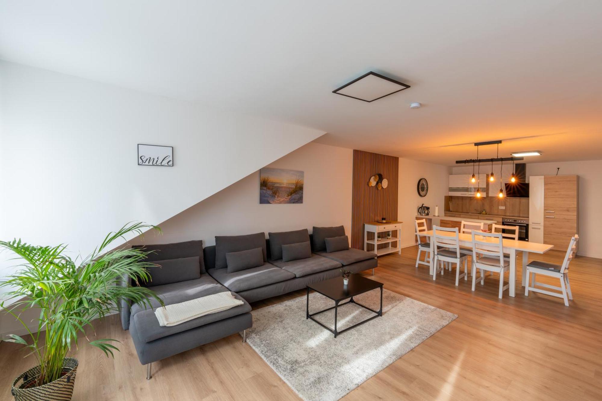 Apartment Im Dachgeschoss Plankstadt Extérieur photo